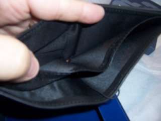 Amity Passcase Genuine Leather Billfold Wallet Black  