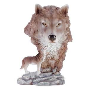  Timber Wolf with Big Head View: Home & Kitchen