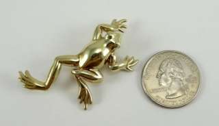 14K Yellow Gold Pin Frog Climbing Hollow 2 by 1 1/8  