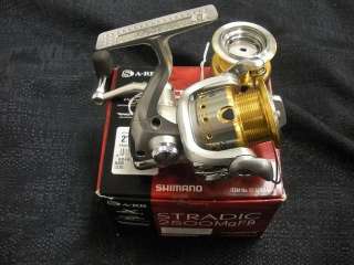 SHIMANO STRADIC 2500MgFB SPINNING REEL  USED   EXCELLENT  