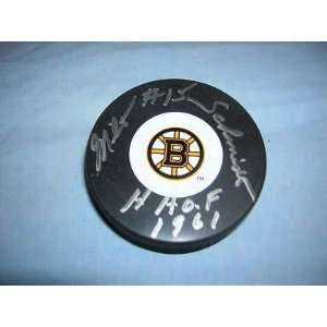 Milt Schmidt Signed Hockey Puck   CENTER HOF61   Autographed NHL 