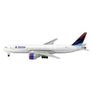  Schabak 1:600 Scale Boeing 777 200 Delta Airlines: Toys 