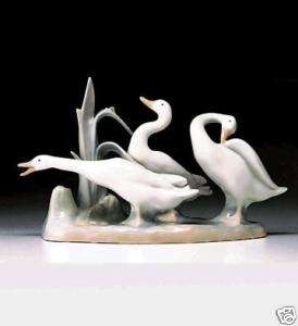 LLADRO GEESE GROUP # 4549 LOVELY 3 GEESE SNAIL GOOSE  
