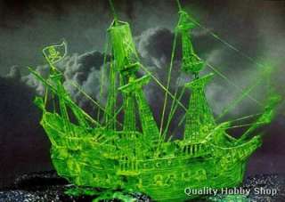 Revell 1/96 Pirate Ghost ship w/night color model #5433  