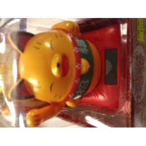  Lucky Cat with Solar Powered Waving Arm 