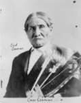 Description 1904 Chief Geronimo, Apache leader, head and shoulders 