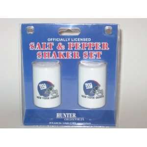  NEW YORK GIANTS Ceramic Salt & Pepper Shaker Set both with 