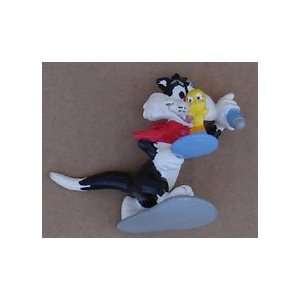  Sylvester The Cat Holding Tweety & Salt Shaker & Frying 