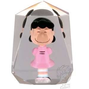  Peanuts lucy Clear Resin