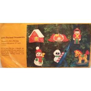  Toyland Ornaments Craft Kit: Arts, Crafts & Sewing