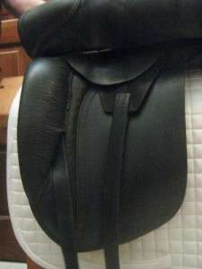 Richard Castelow Trafalgar Dressage Saddle   17 1/2  