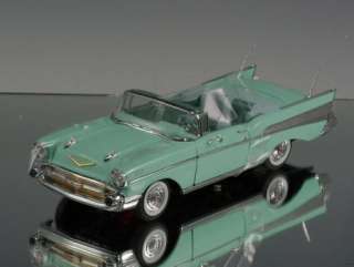 Danbury Mint Die cast car 1957 Chevy Chevrolet Bel Air Surf Green 