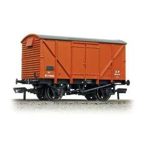   12 Ton Br Plywood Ventilated Van Br Bauxite (Early)