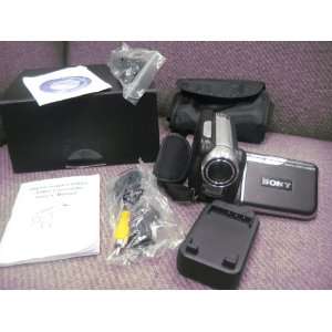  SONY MINI HD DV CAMCORDER 8X ZOOM: Camera & Photo