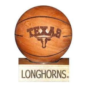  Texas Longhorns Laser Engraved Wood Basketball: Sports 