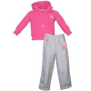  New York Yankees Infant Pullover Hoodie & Pant Set by 