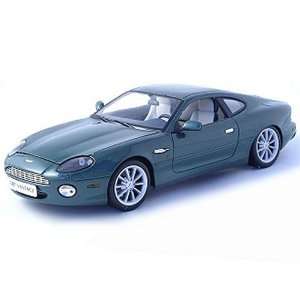  Aston Martin Vantage DB7 Blue 1:18 Diecast Model: Toys 