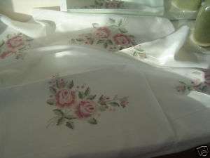 Vintage Hand cross stitch roses Table Cloth36x36  