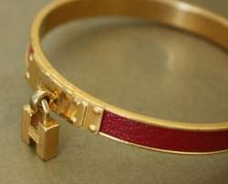 HERMES Bracelet KELLY Red Leather Gold Cadena in BOX Auth Lock Charm 