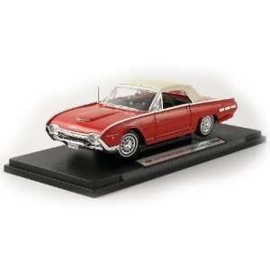  1:18 1962 Ford T Bird (soft top)   Red: Toys & Games