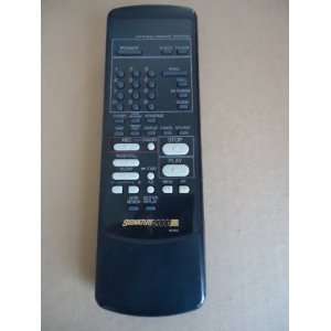 Signature 2000 TV VCR Remote Control G0761GE