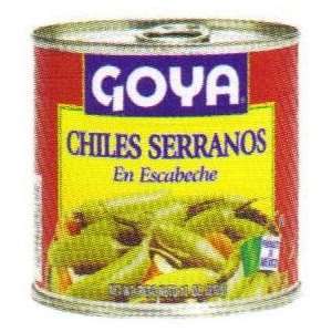 Goya Chiles Serranos En Escabeche 26 oz Grocery & Gourmet Food