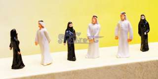 100pcs Religion People Figures Scale OO Nun&Men 175  