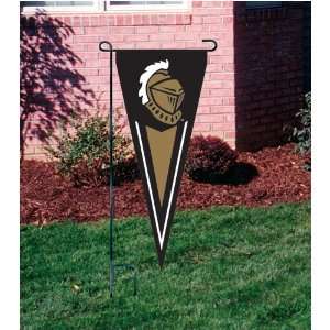  Central Florida Golden Knights   Yard/Wall Pennent Sports 