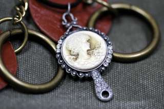 Snow White Princess Cameo & Mirror Pendant Necklace 35  