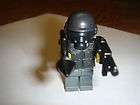   lego military soldier minifig with brickarms weapons gas mask new
