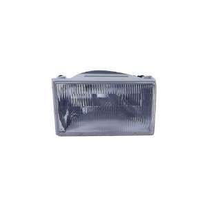  Lincoln Town Car Passenger Side Replacement Headlight 
