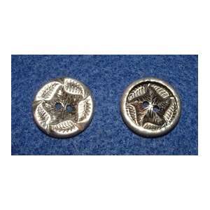  Star & Leaf Pattern Buttons With Silver Tone Finish 
