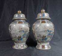 You are viewing a gorgeous pair of Japanese Satsuma style Earthenware 