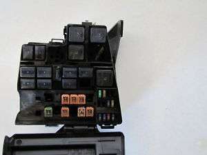 2000 01 02 Lincoln LS Front Fuse Box  