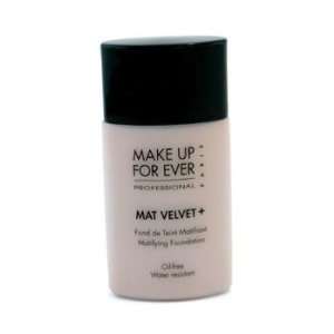  Make Up For Ever Mat Velvet + Matifying Foundation   #30 