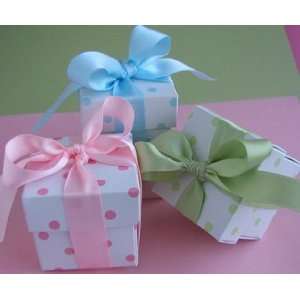  Polka Dot Favor Boxes with Ribbon   Set of 10 Health 