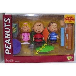 Peanuts: Sally Brown in her Elementary School Classroom Charlie Brown 