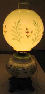 ANTIQUE 1890S GWTW PARLOR IRON & DÉCOR MILK GLASS LAMP  