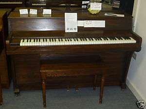 Very Nice Poole Aeolian spinet piano   1978  