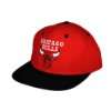 CHICAGO BULLS Retro Old School Snapback Hat   NBA Cap   2 Tone Red 