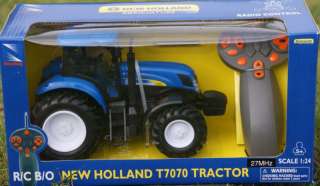 RC Modell Traktor NEW HOLLAND Ferngesteuert TOP 88553  