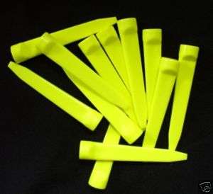 Plastic yellow WEDGE GOLF TEES ~ 2 dozen indestructible  
