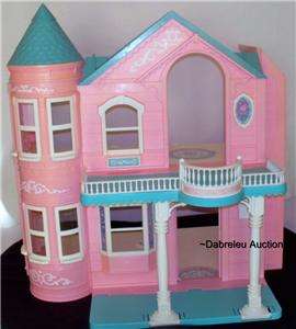 Beautiful Vintage Barbie Dream House (Has working elevator)